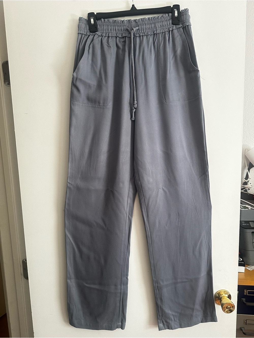 Woman’s Relaxed Drawstring Pants - Gray